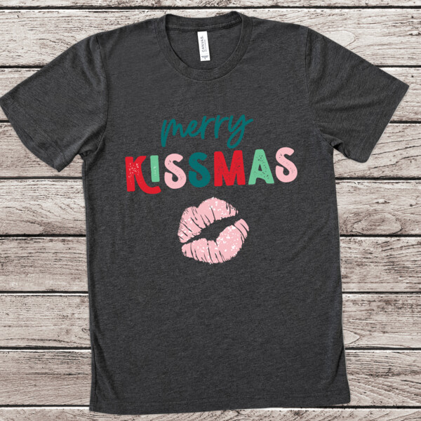Merry Kissmas T-shirt Thumbnail
